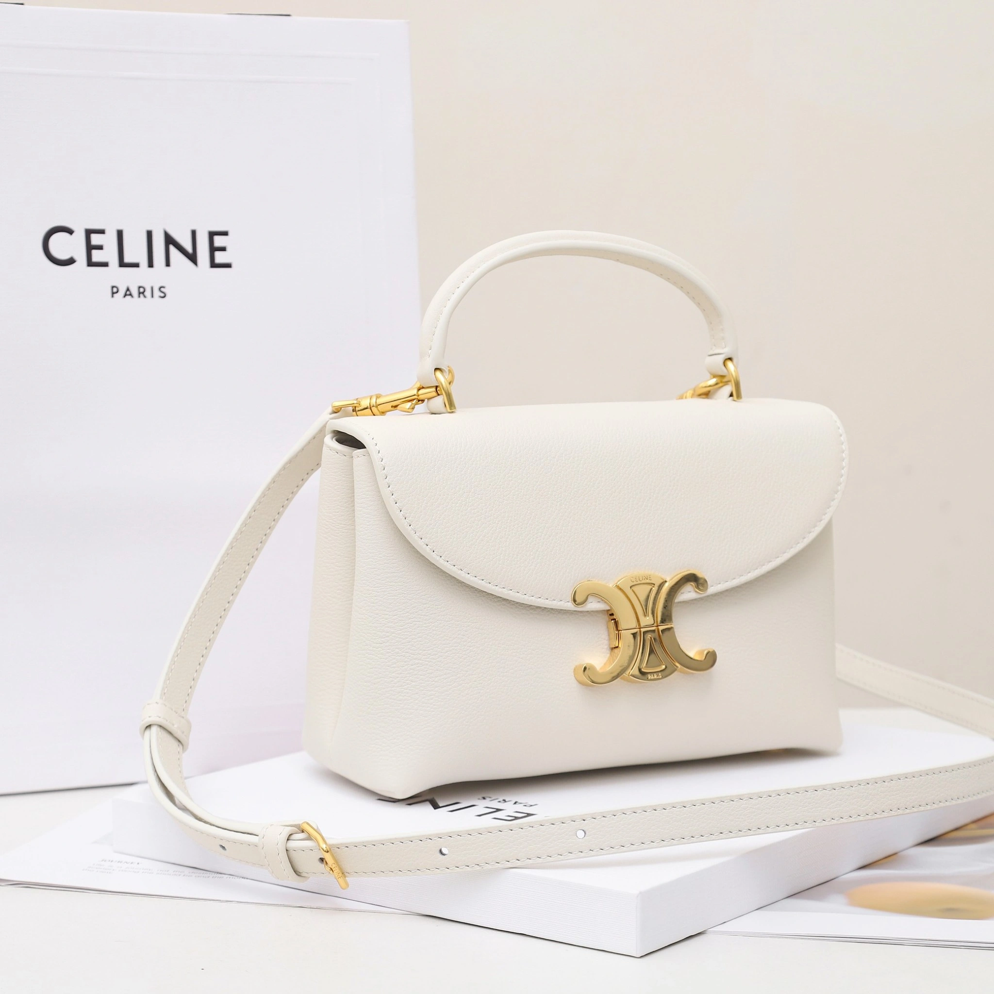 MOMO-- 358i95 118113FYJ.00WC high quality version cowhide item:D-B184I2103